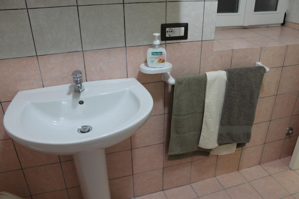 B&B Il Poggetto Serra SantʼAbbondio Rom bilde